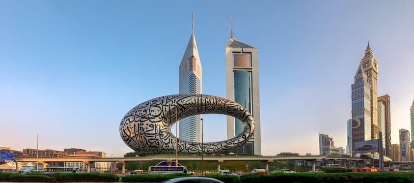 الإمارات العربية المتحدة: من ذاكرة المكان إلى مكانة الدولة