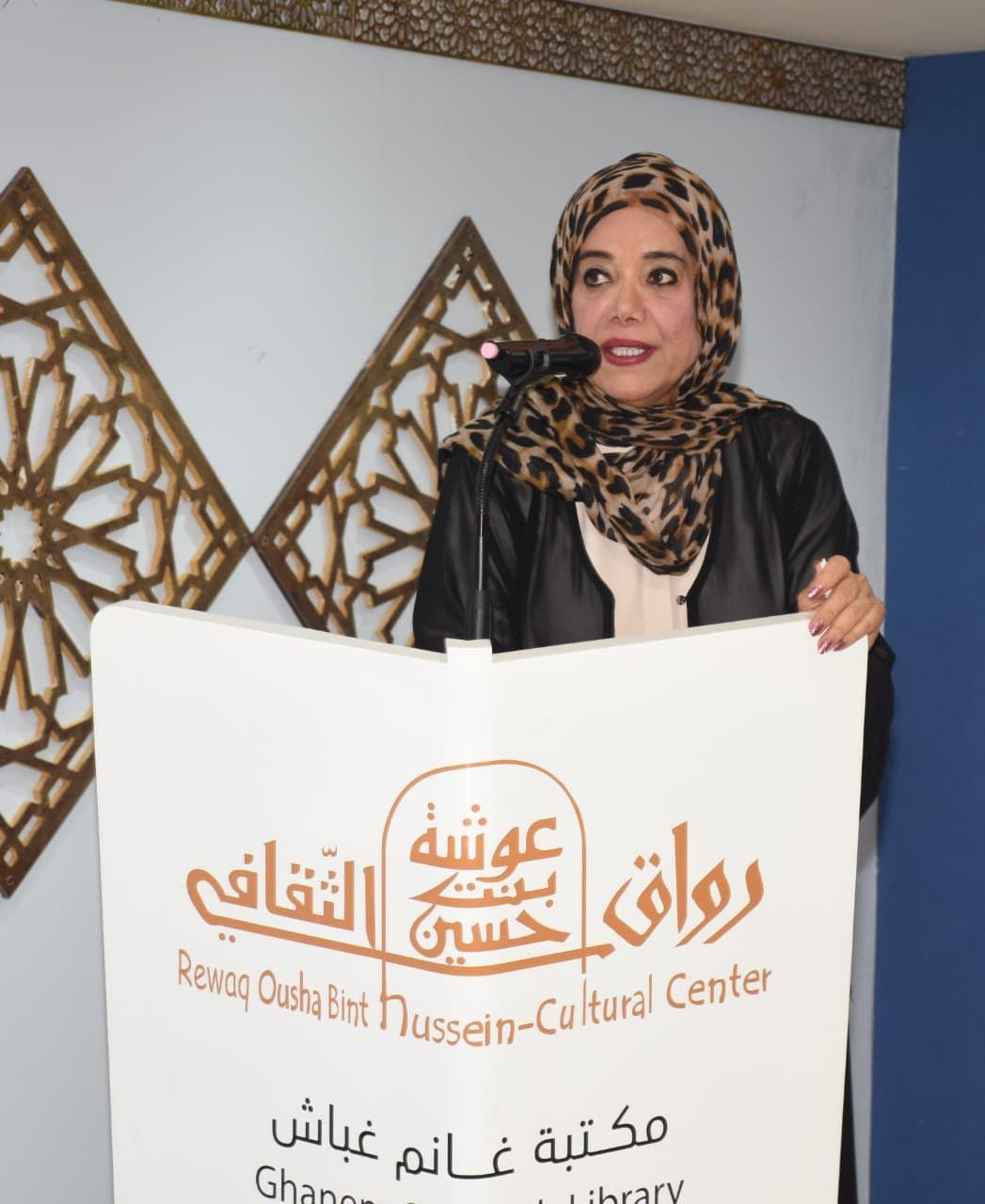 موزة غباش... رائدة اجتماعية إماراتية تُحوّل سيرة أمّها إلى مؤسسة ثقافية خالدة