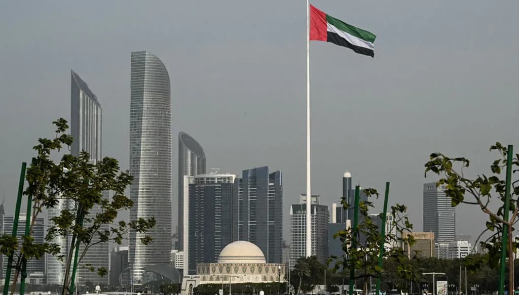 تقرير المالية الإماراتية: تصنيفات AA وقفزة في الميزانية وإزالة من قوائم المخاطر الدولية