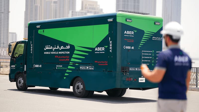 الفحص الفنّي للمركبات في دبي يقلب التقليد: "عابر" يأتي إليك أينما كنت!