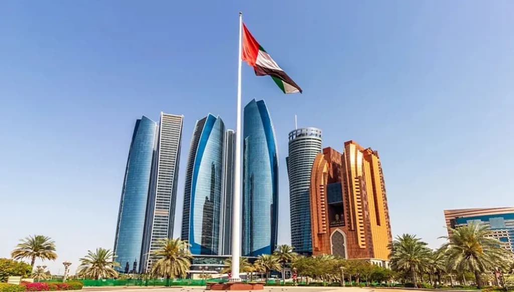 القائمة الشاملة لرؤى واستراتيجيات دولة الإمارات